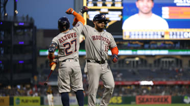 Isaac Paredes' two-run homer (12)