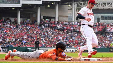 Jeremy Peña's RBI single