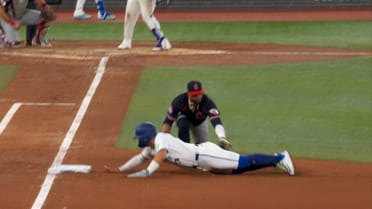 Gavin Williams picks off Bo Bichette after review