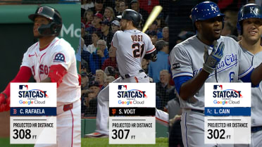 The 3 shortest HRs in the Statcast Era, all at Fenway